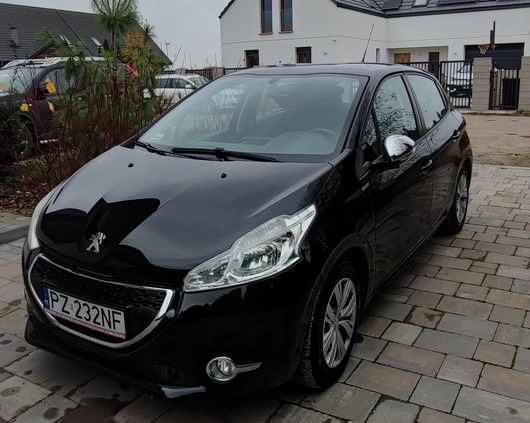 Peugeot 208 cena 24500 przebieg: 127290, rok produkcji 2013 z Bodzentyn małe 137
